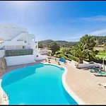 Apartmán Flat Surrounded By Nature Wifi & Pool & Nearby *