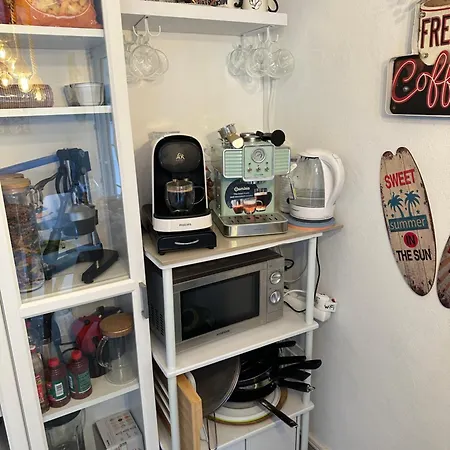 Flat Surrounded By Nature Wifi & Pool & Nearby *