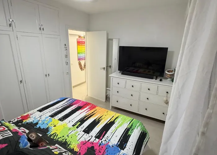 Apartment Flat Surrounded By Nature Wifi & Pool & Nearby *