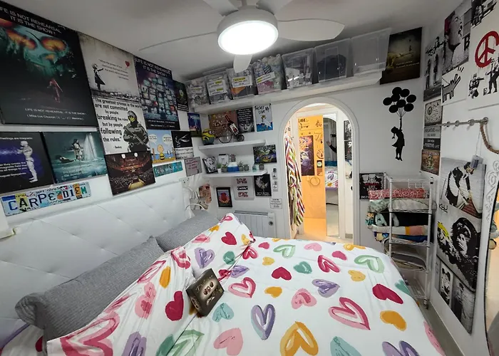 Apartment Flat Surrounded By Nature Wifi & Pool & Nearby *