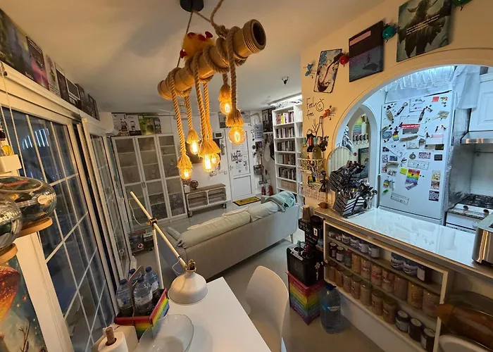 Apartment Flat Surrounded By Nature Wifi & Pool & Nearby