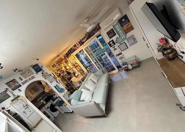 Flat Surrounded By Nature Wifi & Pool & Nearby Apartment