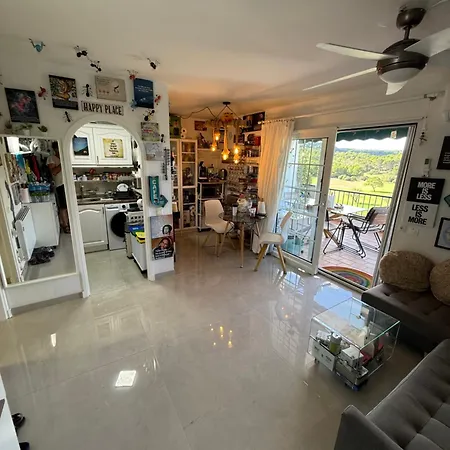Apartment Flat Surrounded By Nature Wifi & Pool & Nearby *
