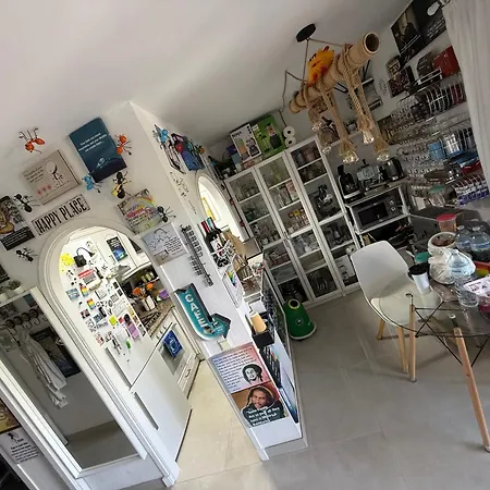 Flat Surrounded By Nature Wifi & Pool & Nearby Apartment *