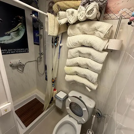 아파트 Flat Surrounded By Nature Wifi & Pool & Nearby