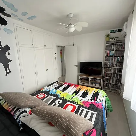Apartment Flat Surrounded By Nature Wifi & Pool & Nearby
