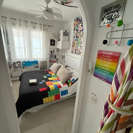 아파트 Flat Surrounded By Nature Wifi & Pool & Nearby 손 파르크