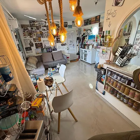 Flat Surrounded By Nature Wifi & Pool & Nearby 아파트 손 파르크