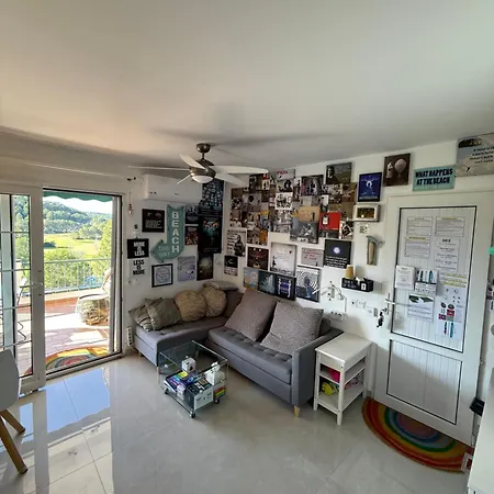Apartment Flat Surrounded By Nature Wifi & Pool & Nearby