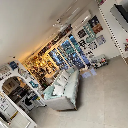 Flat Surrounded By Nature Wifi & Pool & Nearby Apartman